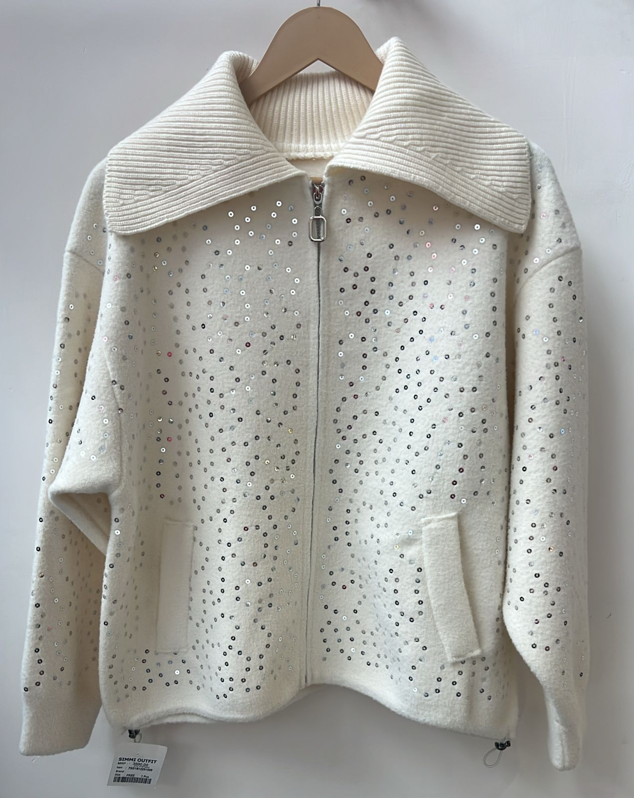 STYLISH SEQUIN EMBELLISHED WINTER JACKET - 7SG1612251595